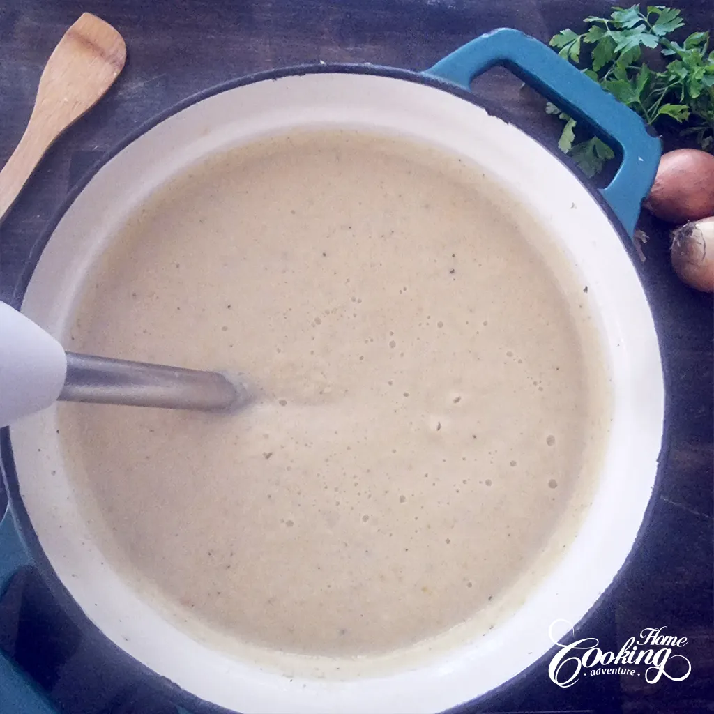 Cauliflower Cream Soup - blend