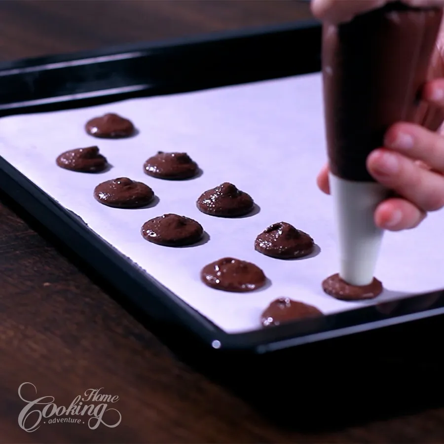 Chocolate Macarons – French Meringue Method - step16
