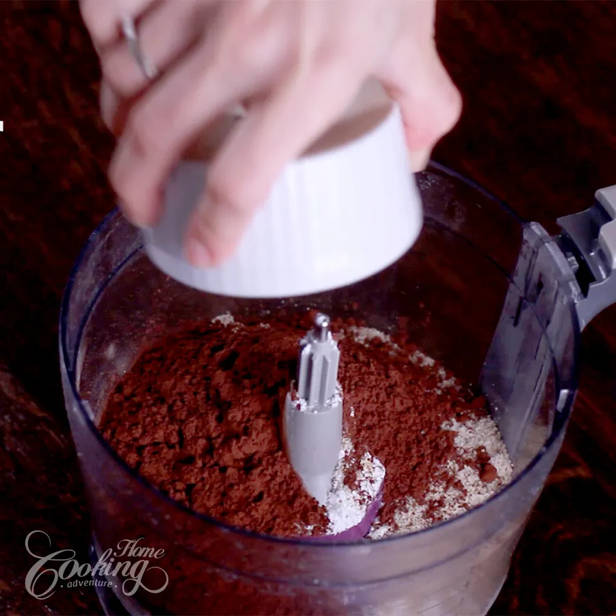 Chocolate Macarons – French Meringue Method - step3