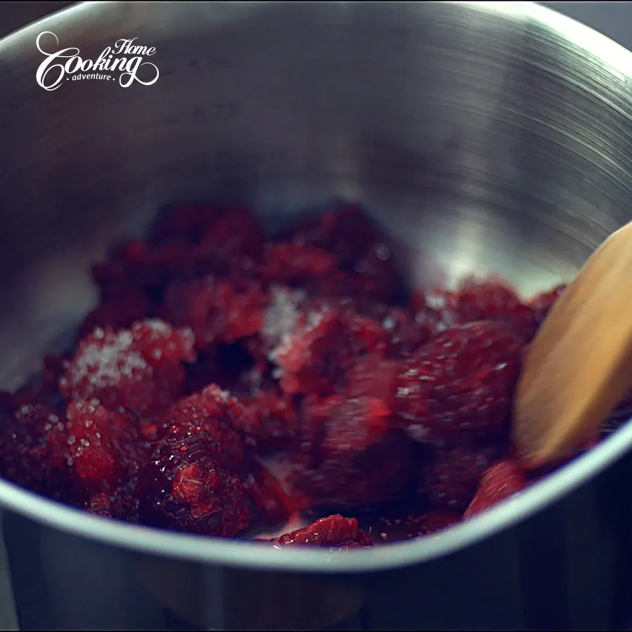 raspberry-macarons–italian-meringue-01