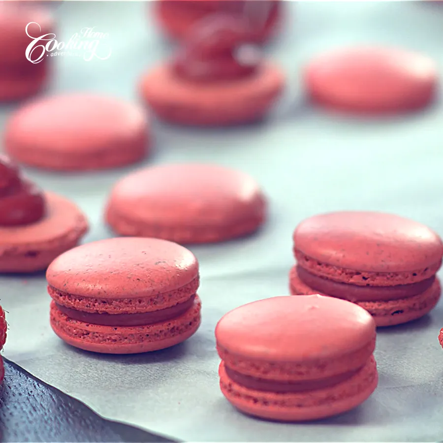 raspberry-macarons–italian-meringue-27
