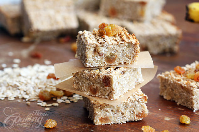 Refined Sugar-Free Oatmeal Bars - Easy Kid-Friendly Recipes