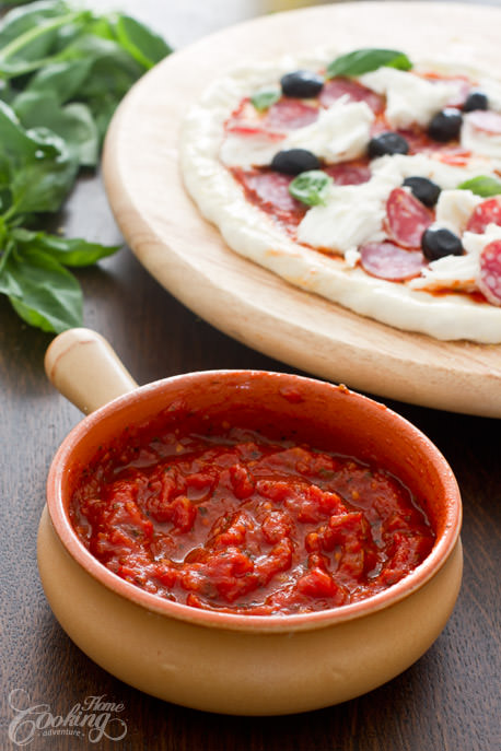Tomato Pizza Sauce closeup