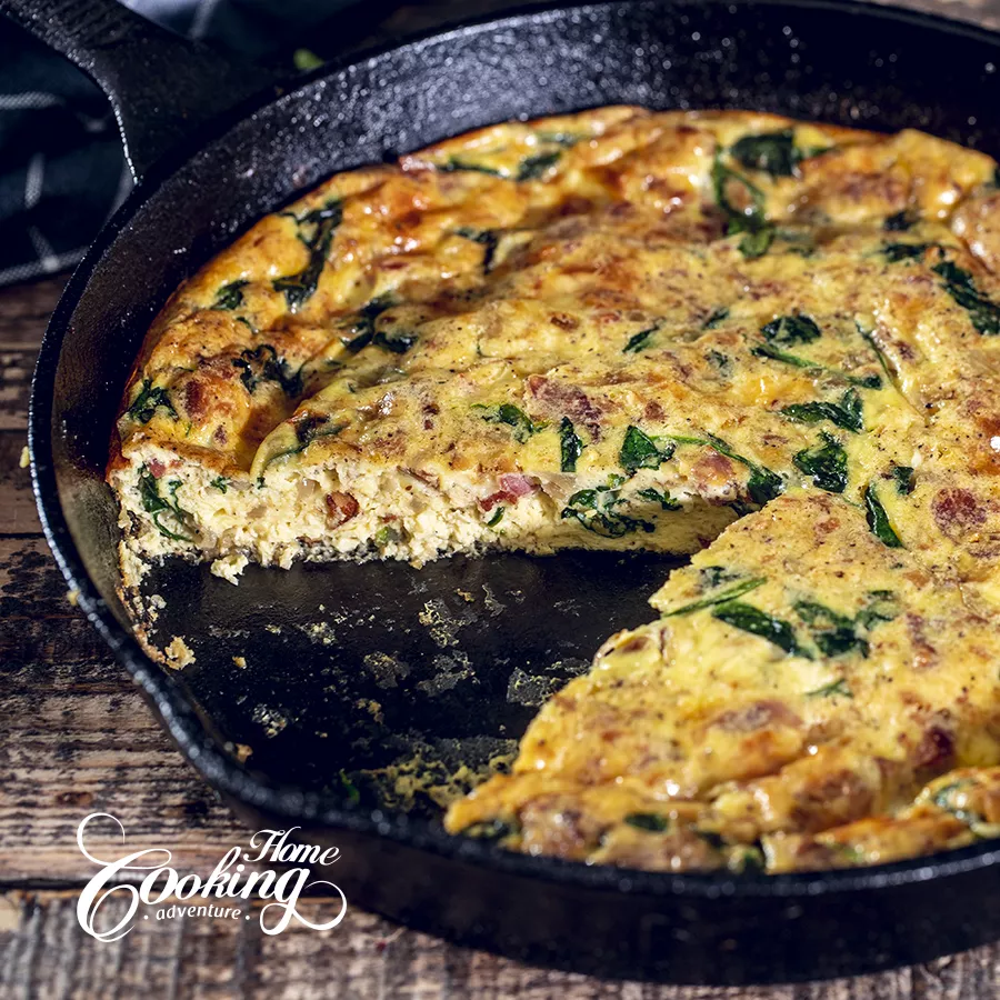 crustless quiche in cast iron skillet