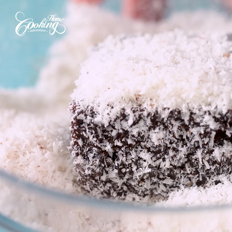 Easy Australian Lamingtons - step23