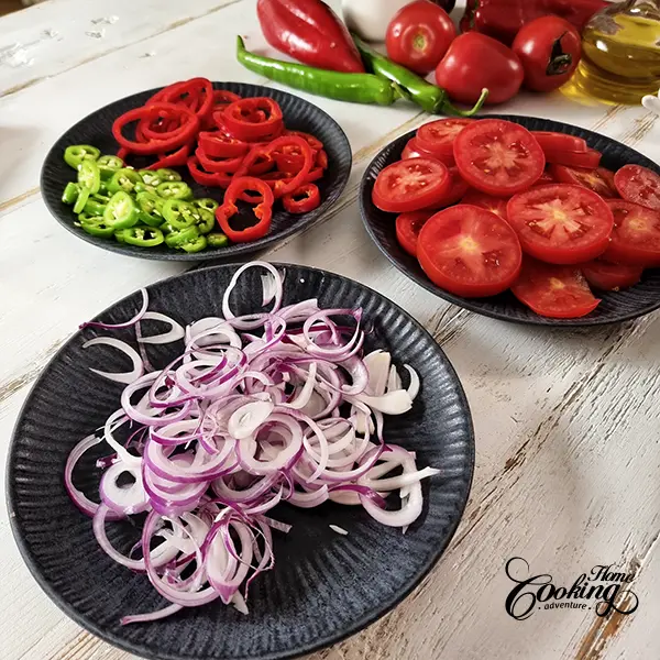 red onion cut into thin slices