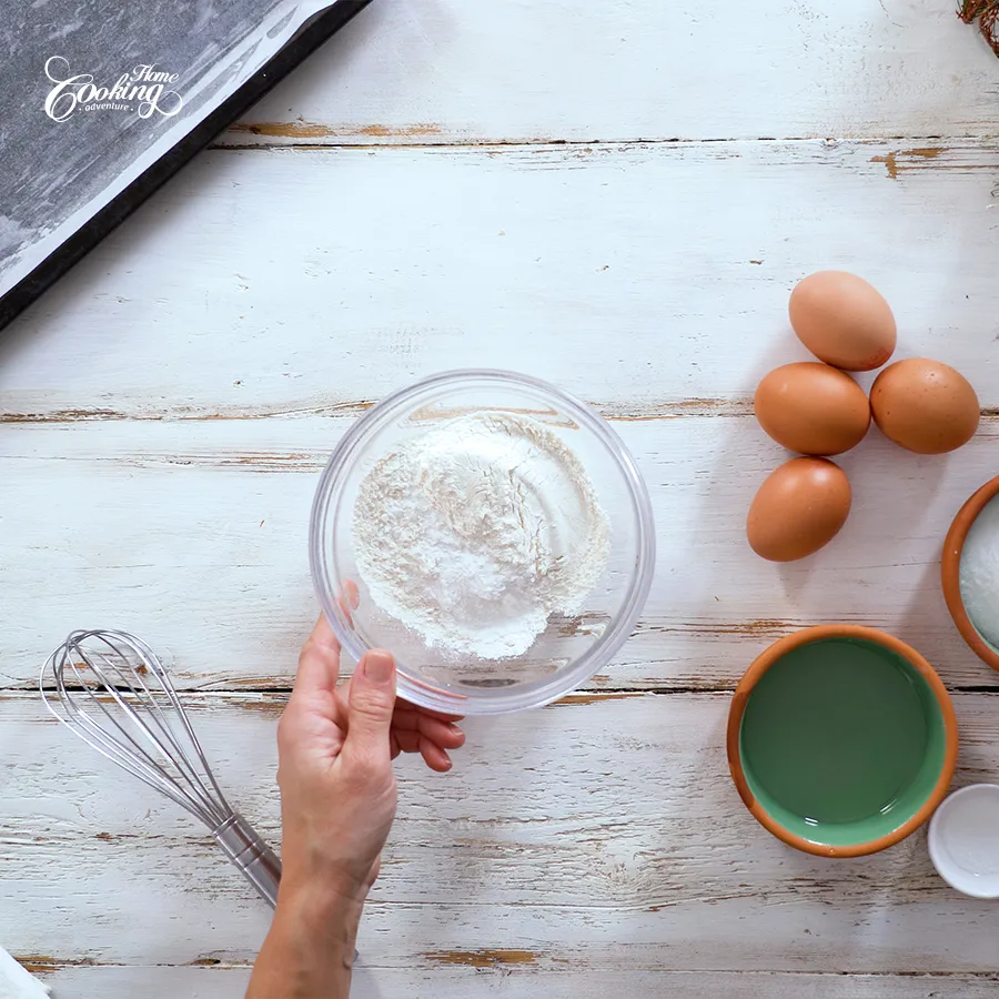 christmas-raspberry-cake-roll-step1