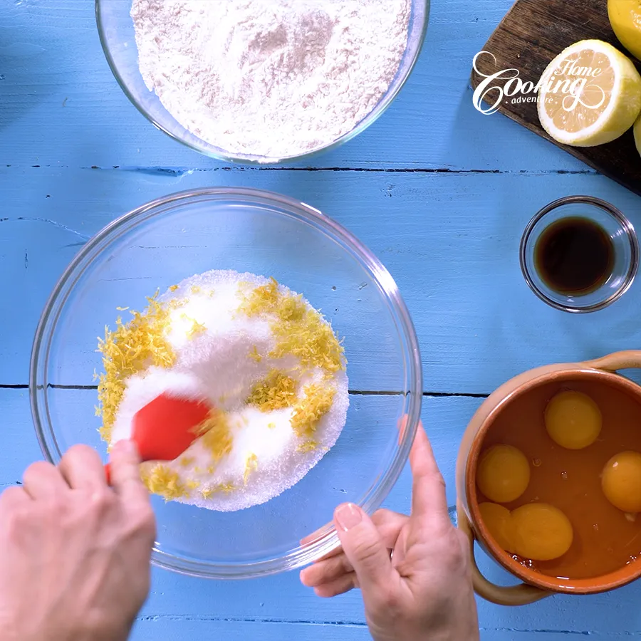 Lemon Bundt Cake with Lemon Glaze-step2