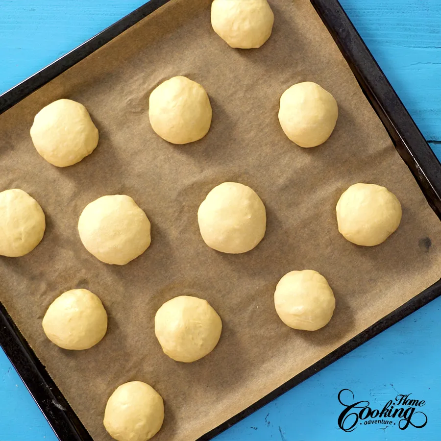 place the buns on a baking sheet