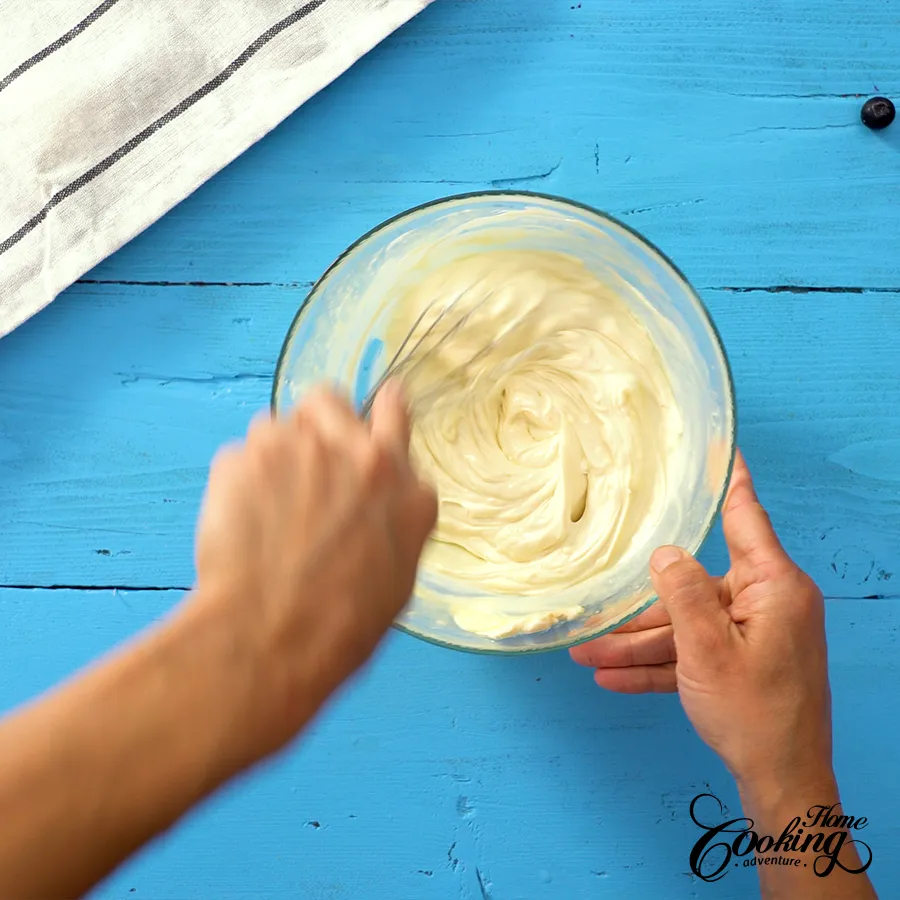 prepare the cream cheese filling