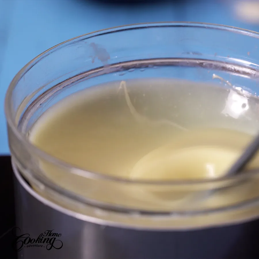 white chocolate mousse - step 1