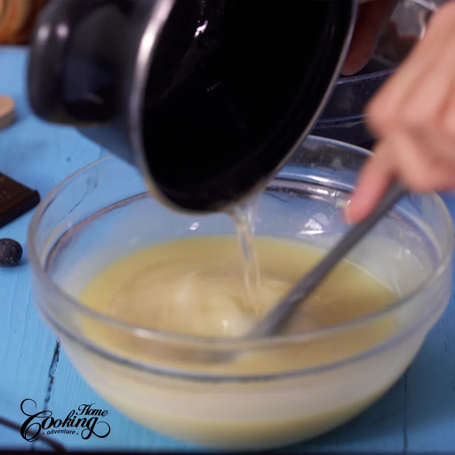 white chocolate mousse - step 2 - dissolve gelatin