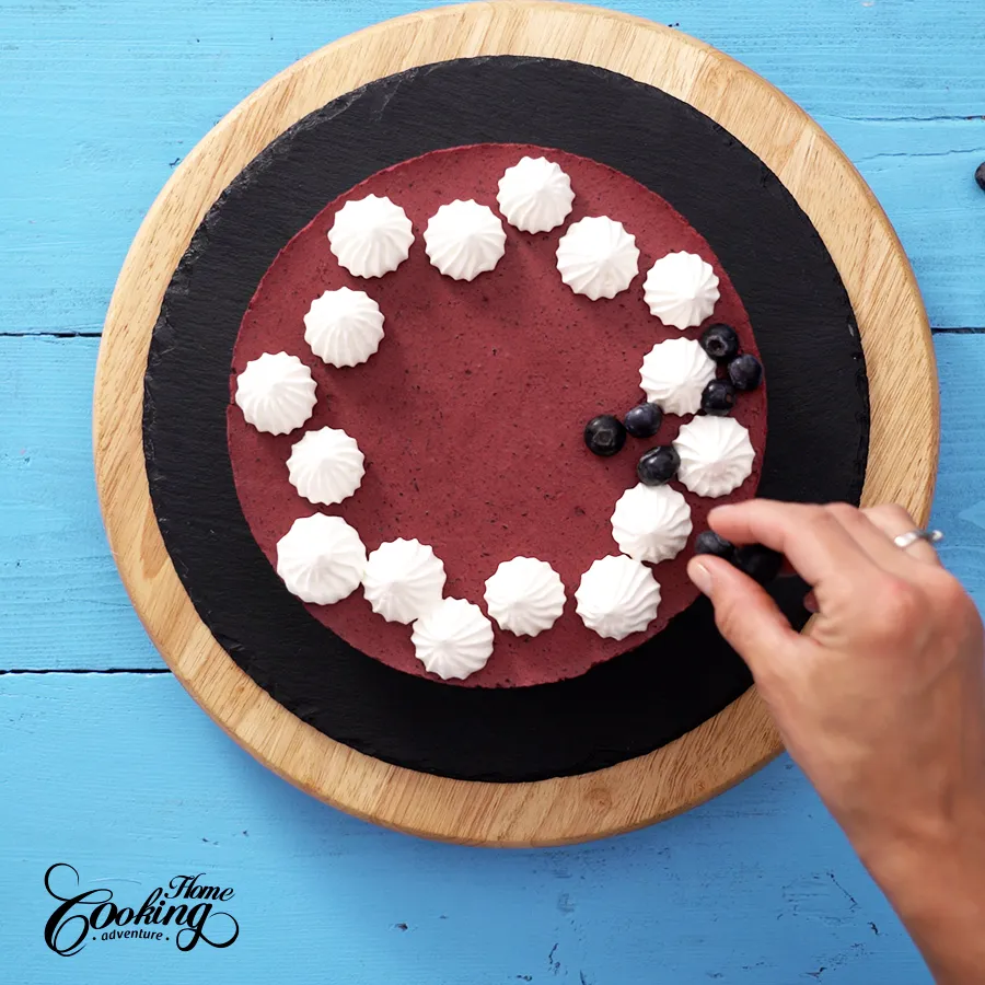 decorate the chocolate blueberry mousse cake