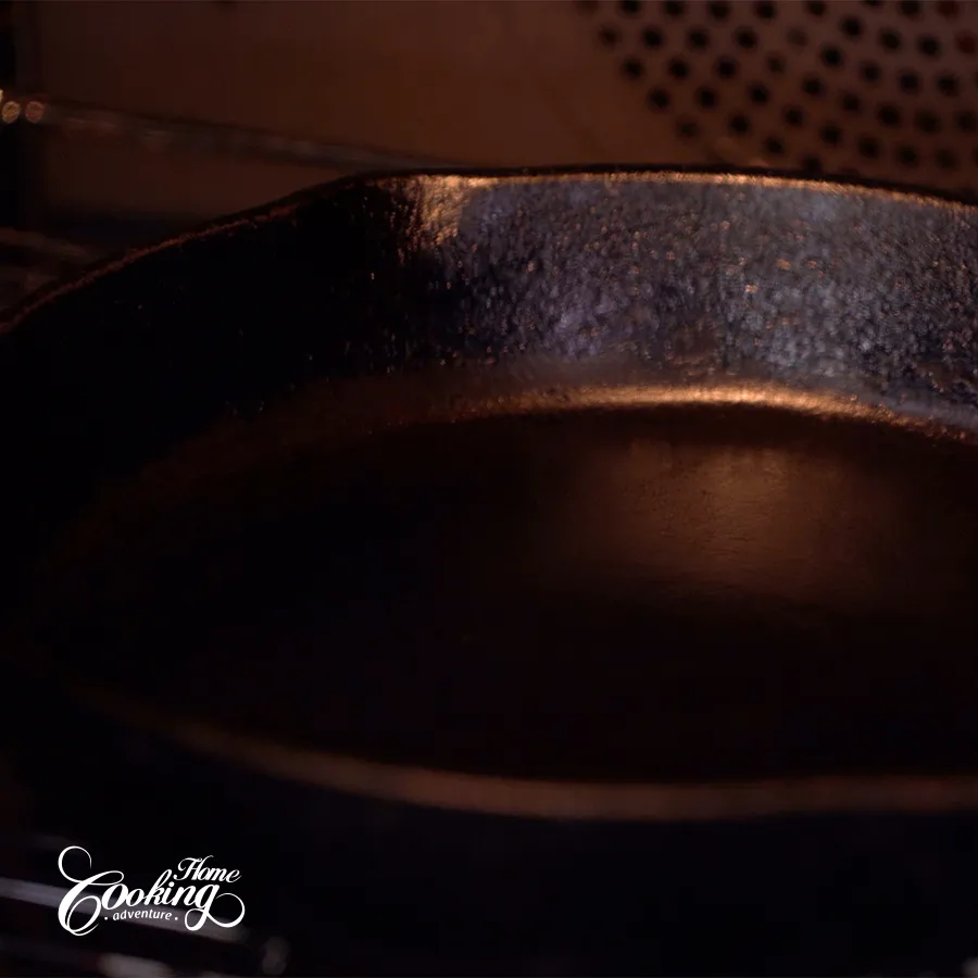 Chocolate Dutch Baby Pancake - step1