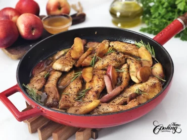 chicken apple skillet