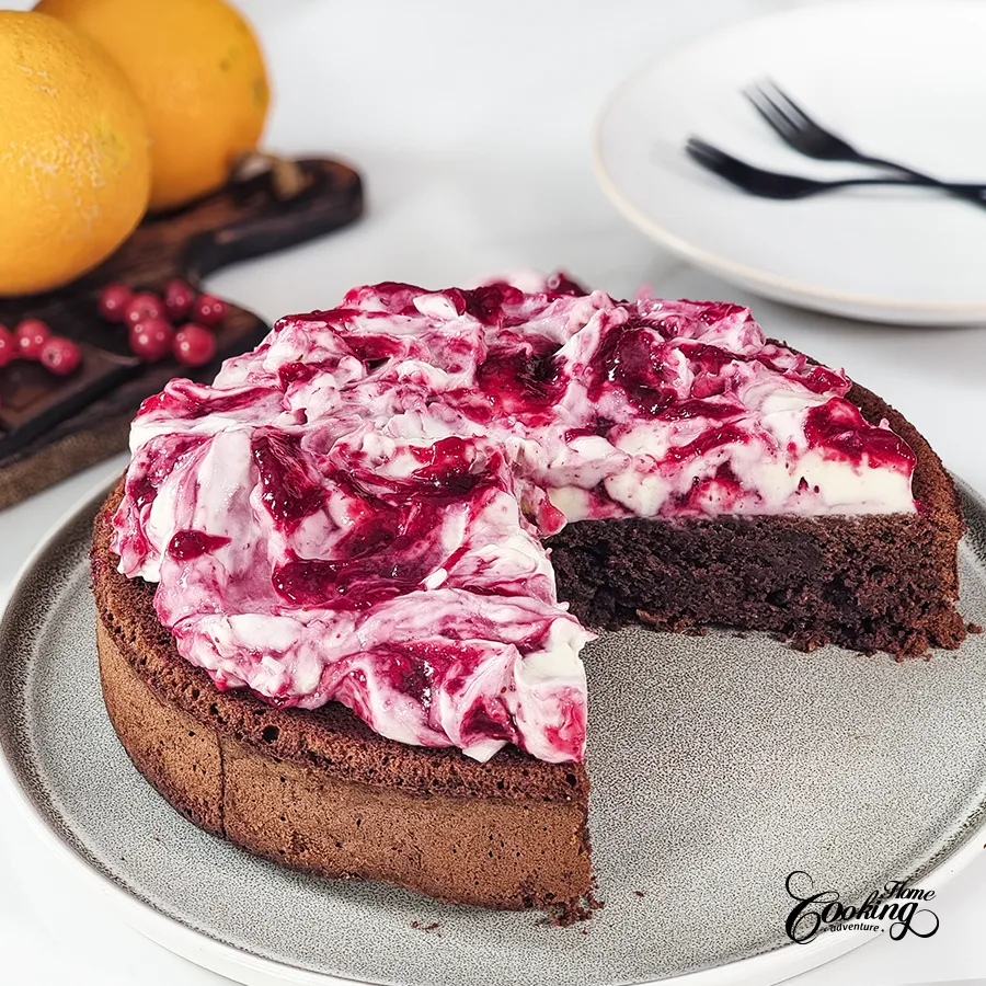 Gâteau au chocolat et aux canneberges carré