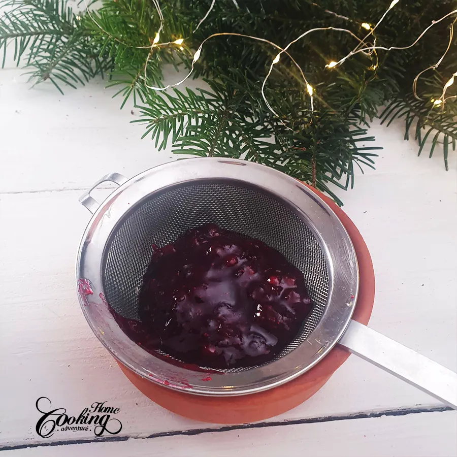 Cranberry Pinwheel Cookies - step-3