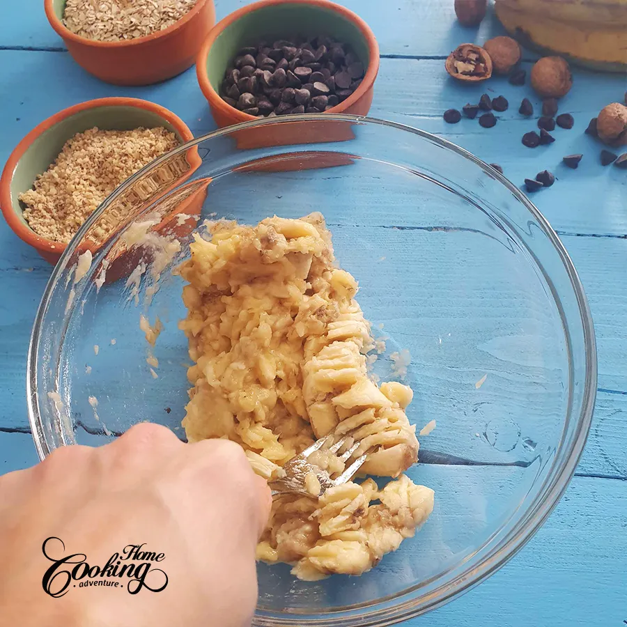 Healthy Banana Oatmeal Cookies - steps2