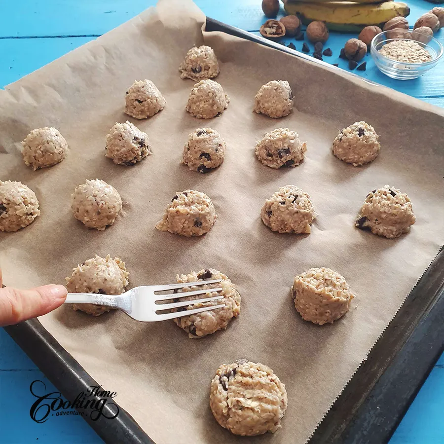 Healthy Banana Oatmeal Cookies - steps9