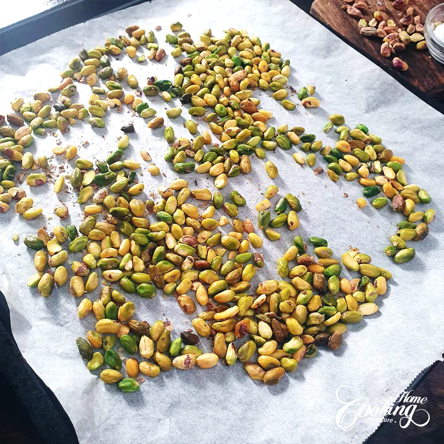 Pistachio Cream with White Chocolate - step2