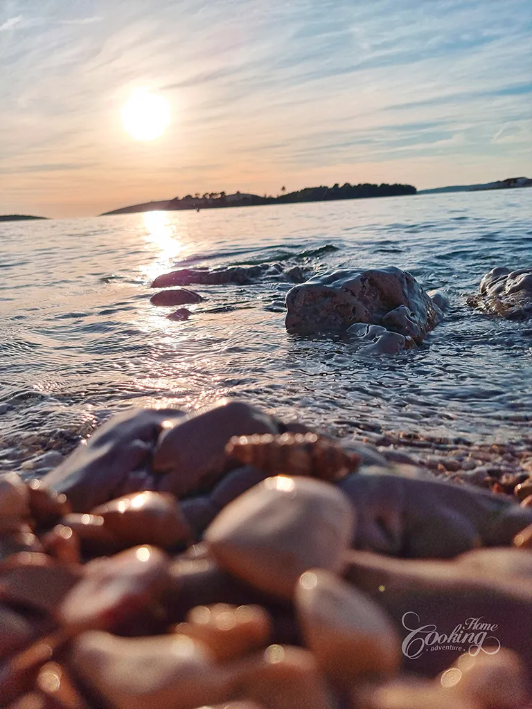 Sailing in Croatia - Maslinica 4