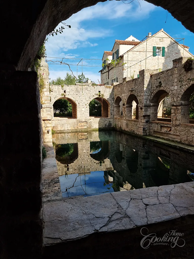 Sailing in Croatia - Stari Grad 8