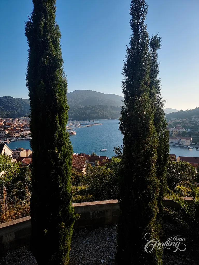 Sailing in Croatia - Vela Luka 2