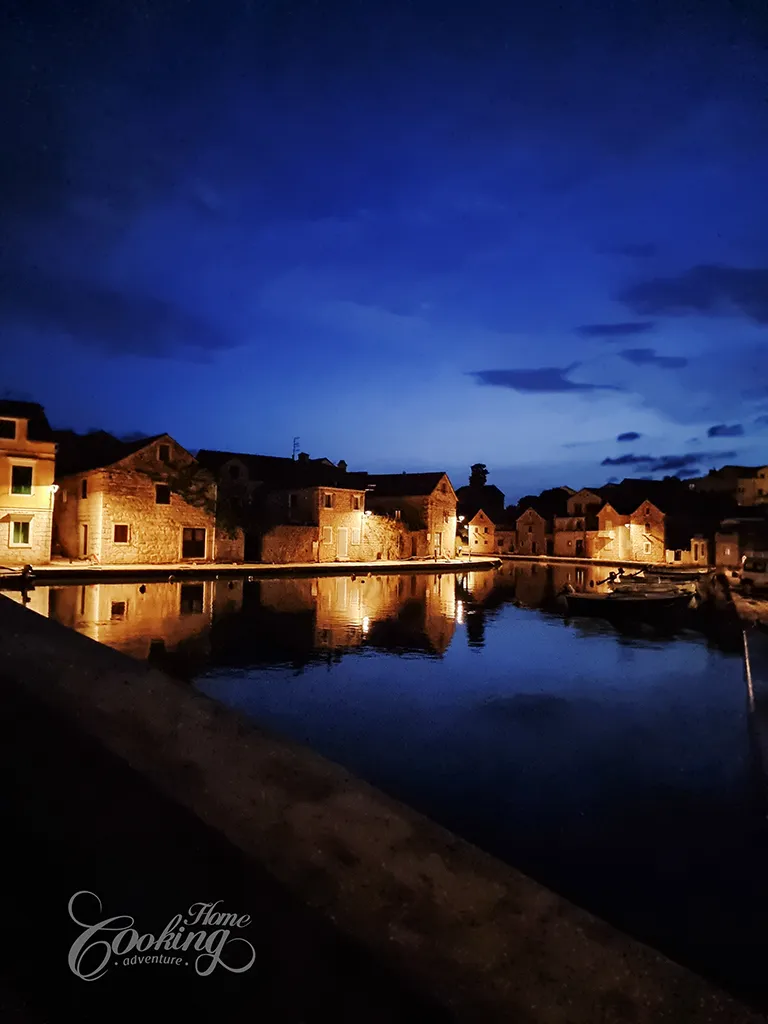 Sailing in Croatia - Vrboska 3