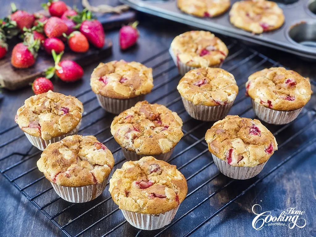 Strawberry Cottage Cheese Muffins
