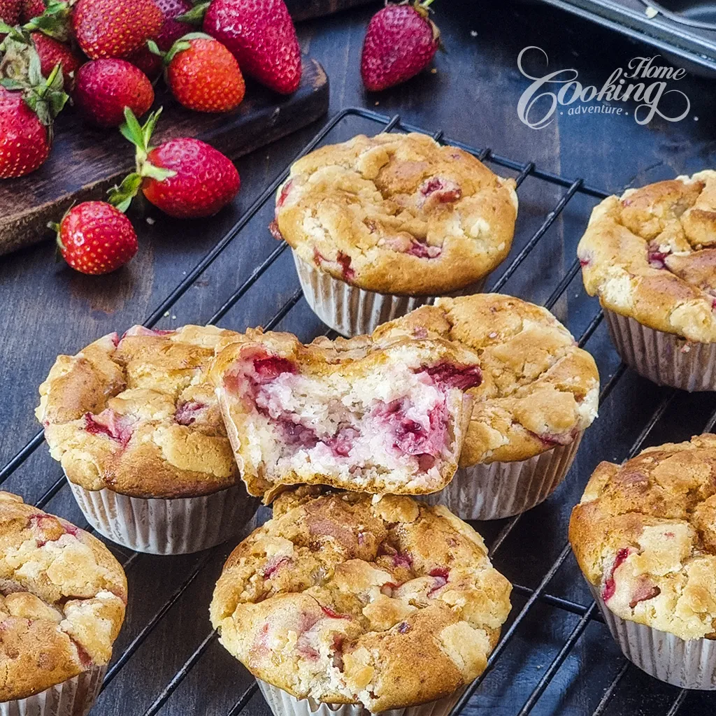Strawberry Cottage Cheese Muffins - section