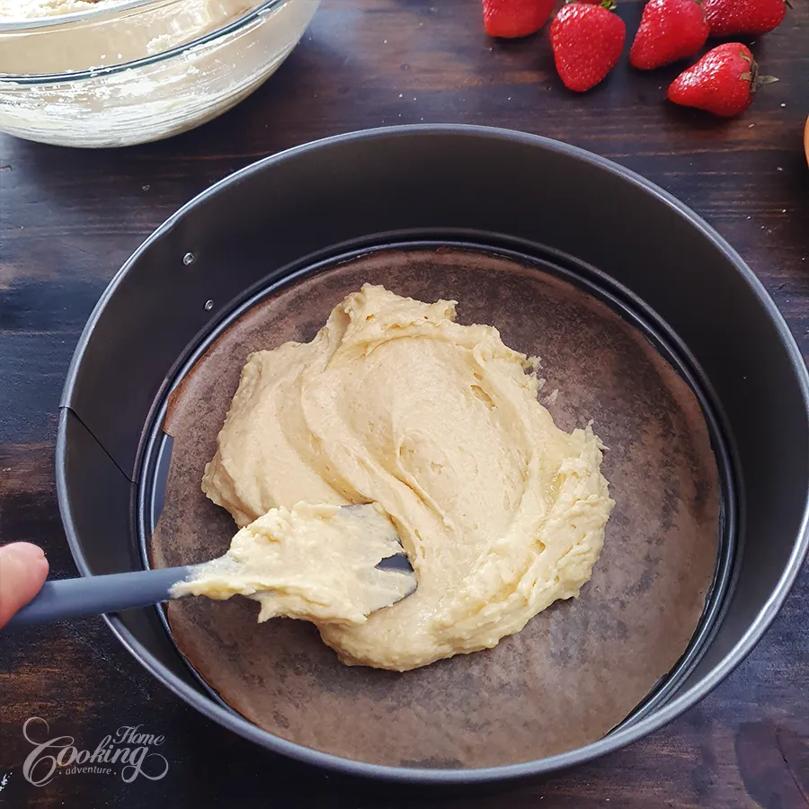 Strawberry Frangipane Cake - step15