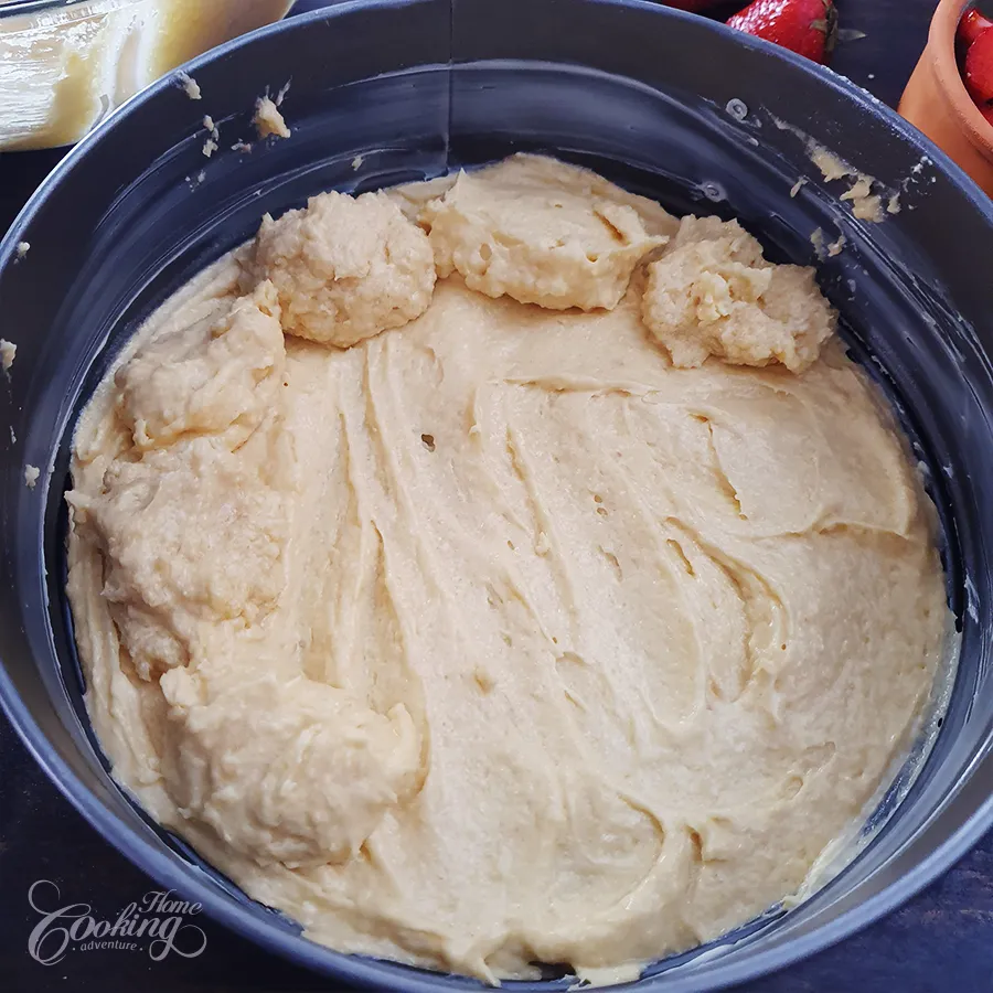 Strawberry Frangipane Cake - step18