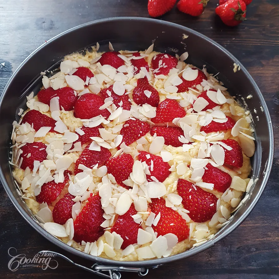 Strawberry Frangipane Cake - step24