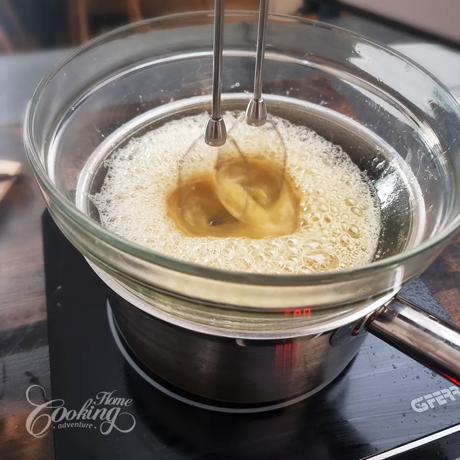 vanilla ice cream with honey - step1