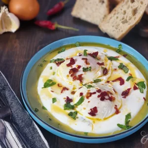 Turkish Poached Eggs with yogurt - Çılbır