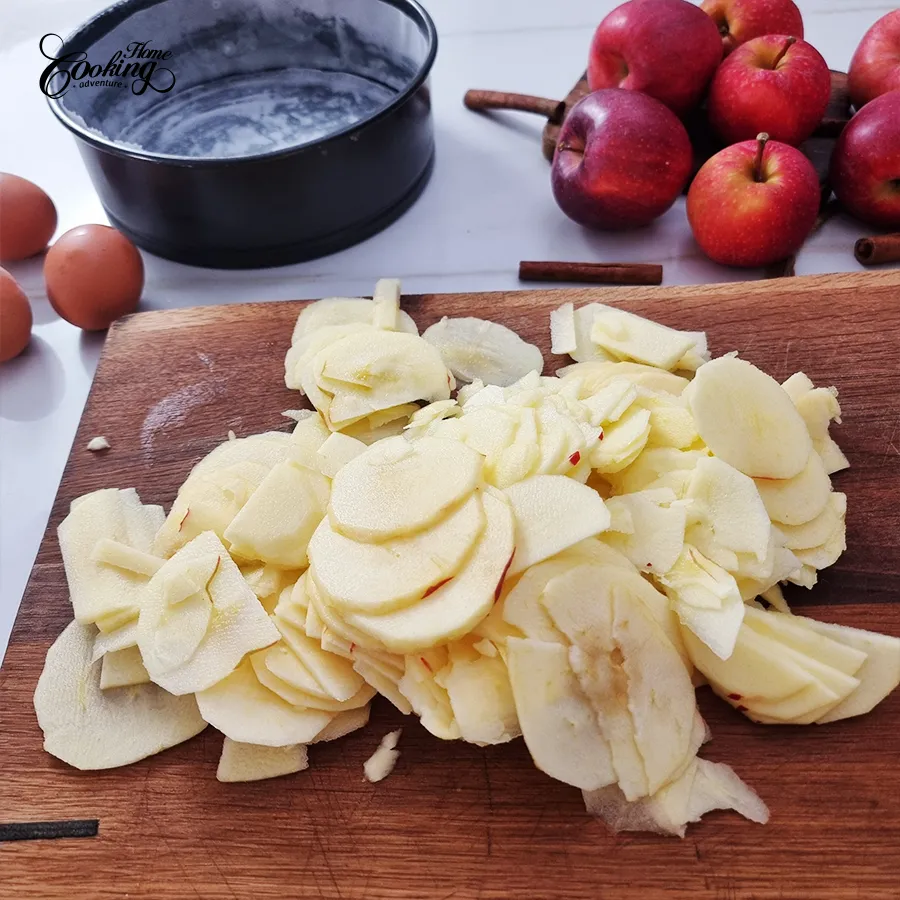 Apple Invisible Cake - step2