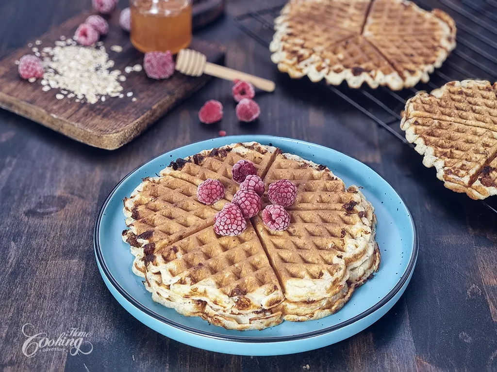 High-Protein Cottage Cheese and Greek Yogurt Waffles