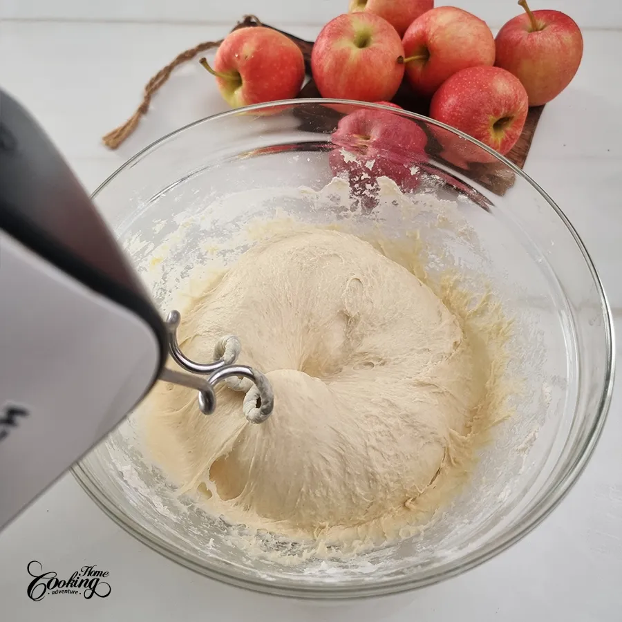 Apple Cream Cheese Buns - step6