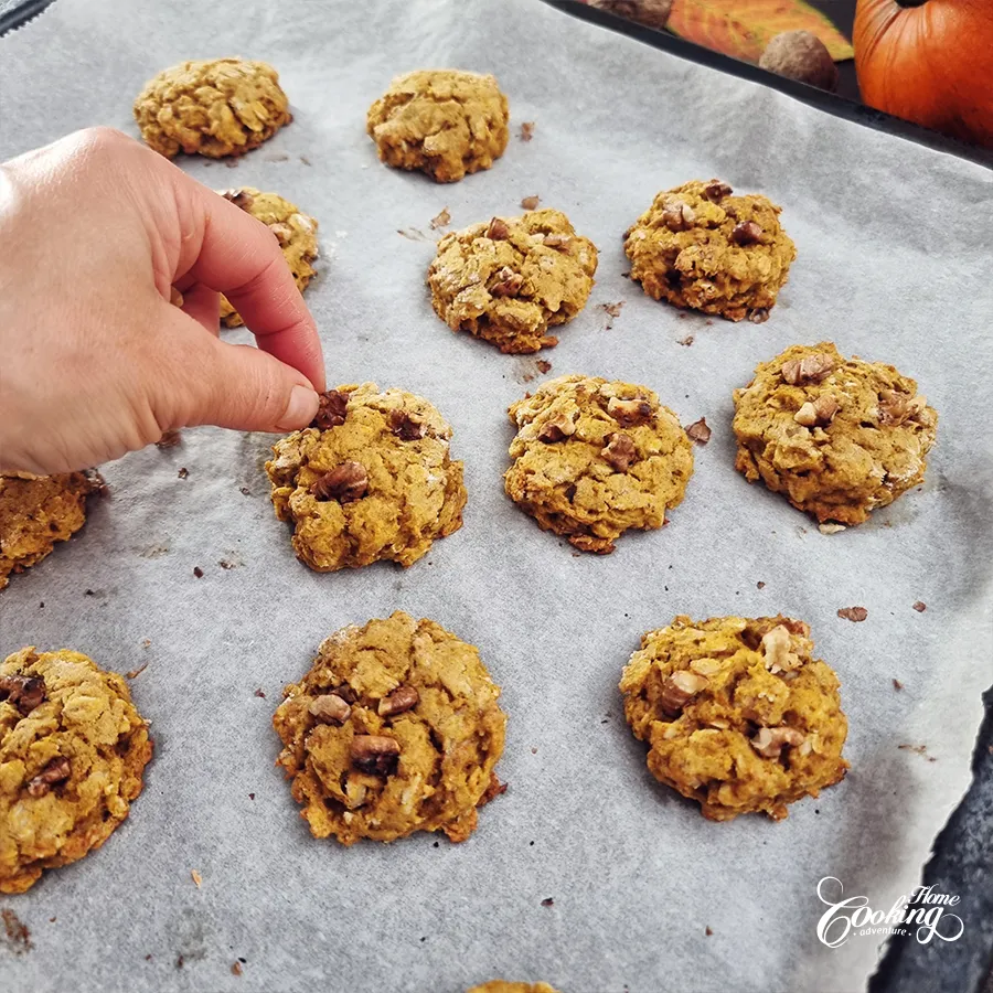 Pumpkin Oatmeal Cookies- step16