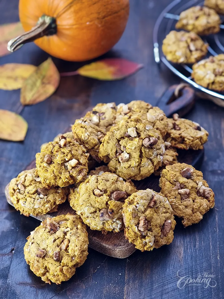 Pumpkin Oatmeal Cookies with nuts