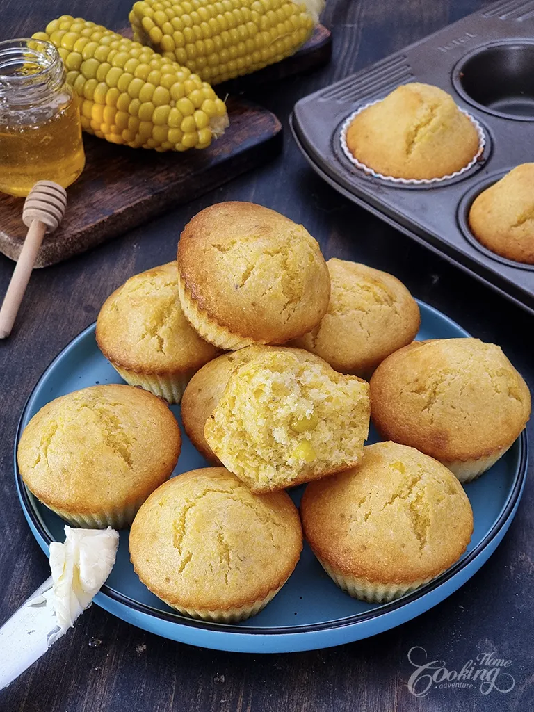 Muffins de pan de maíz - con mantequilla de miel