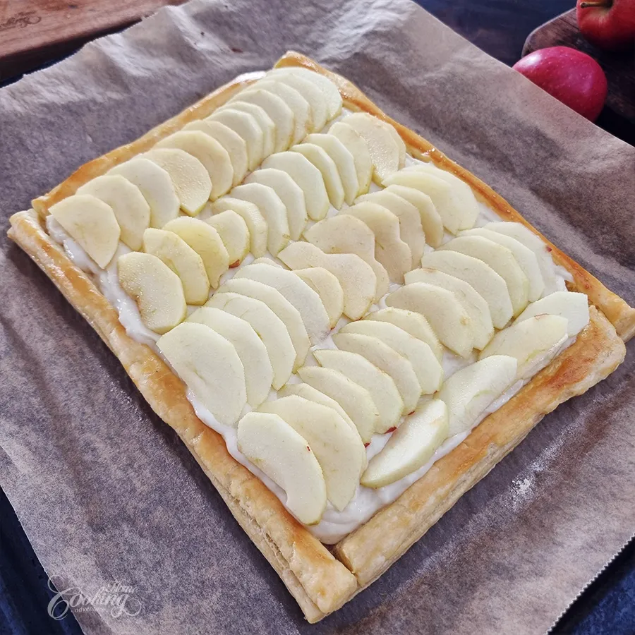 Puff Pastry Apple Tart with Vanilla Pastry Cream - step25