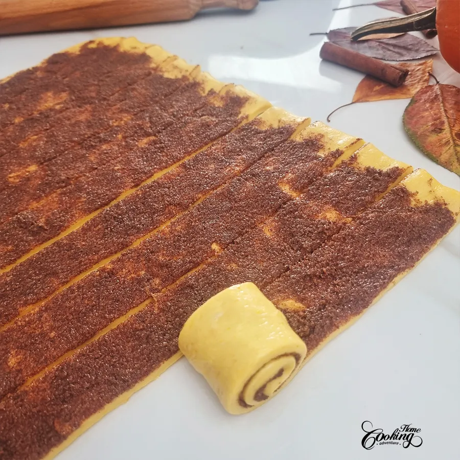 pumpkin cinnamon rolls - step16