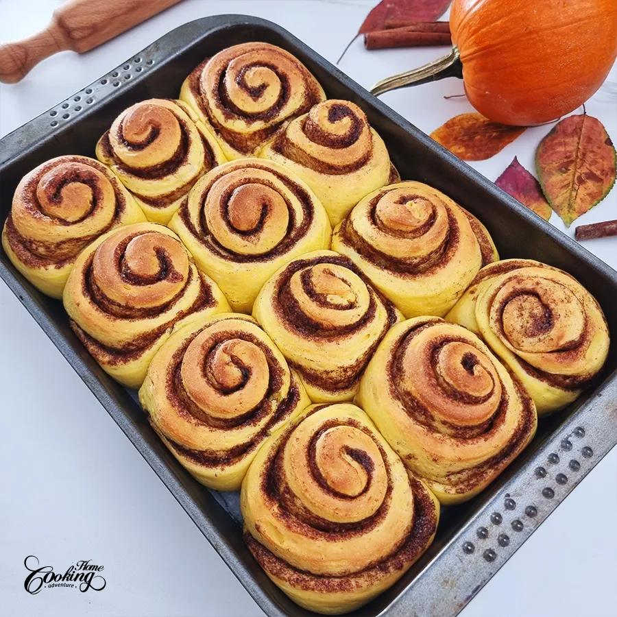 pumpkin cinnamon rolls - step20