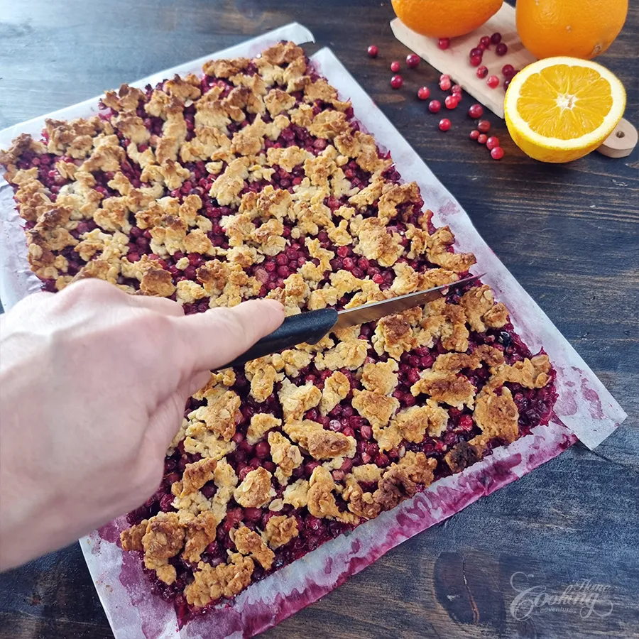 cranberry crumble bars - step17