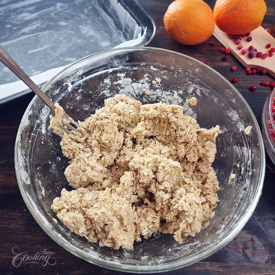 cranberry crumble bars - step4