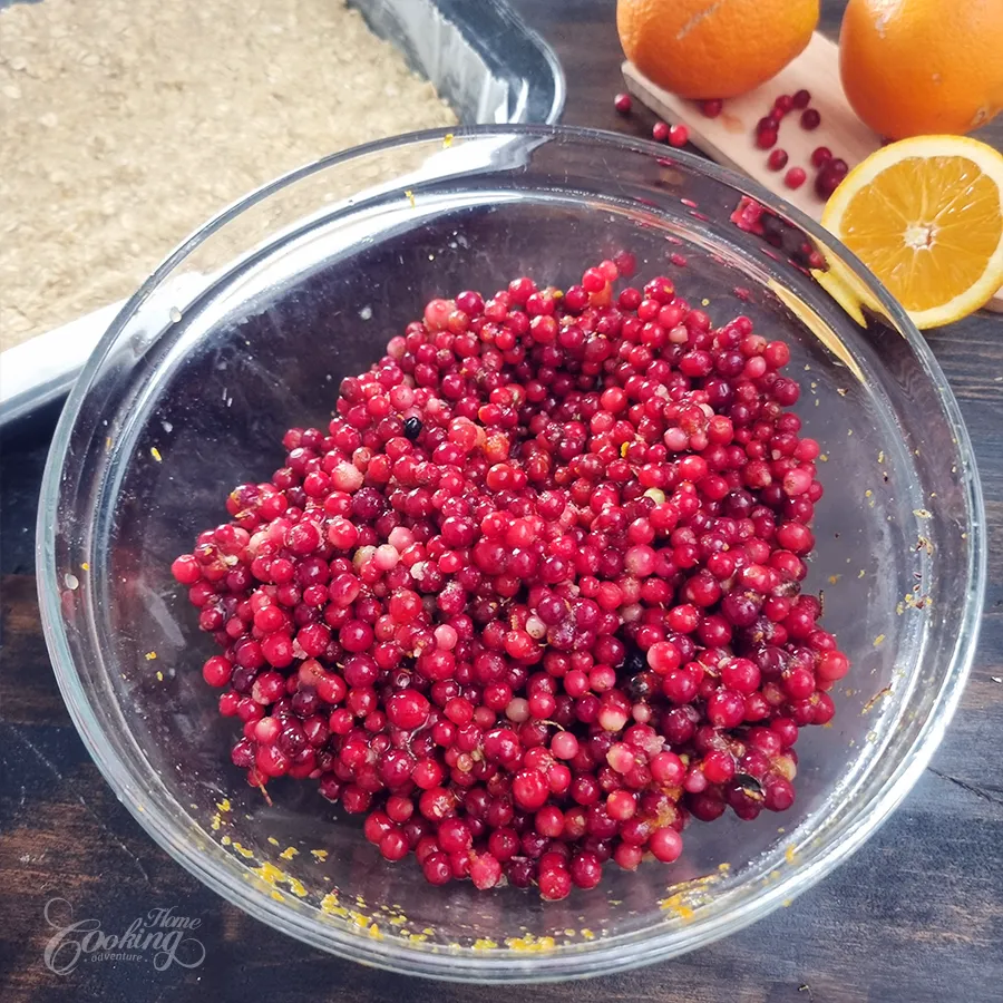 cranberry crumble bars - step8