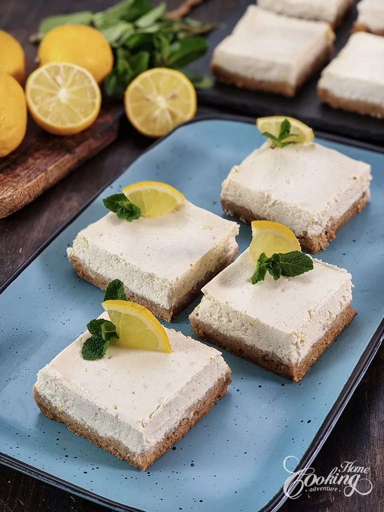 Barres de cheesecake au citron et au fromage cottage