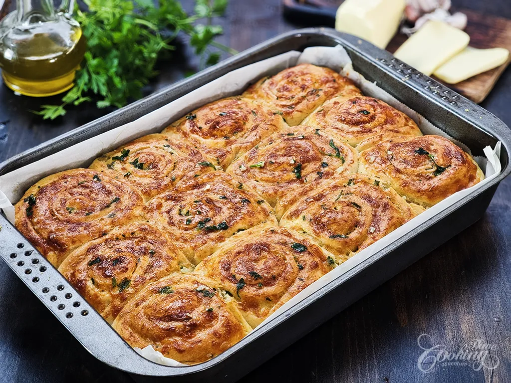 Garlic Cheese Rolls