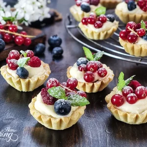 Mini Vanilla Berry Tarts - main1
